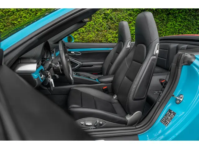 Porsche 911 Cabrio 3.8 Turbo 2016 Benzine 6