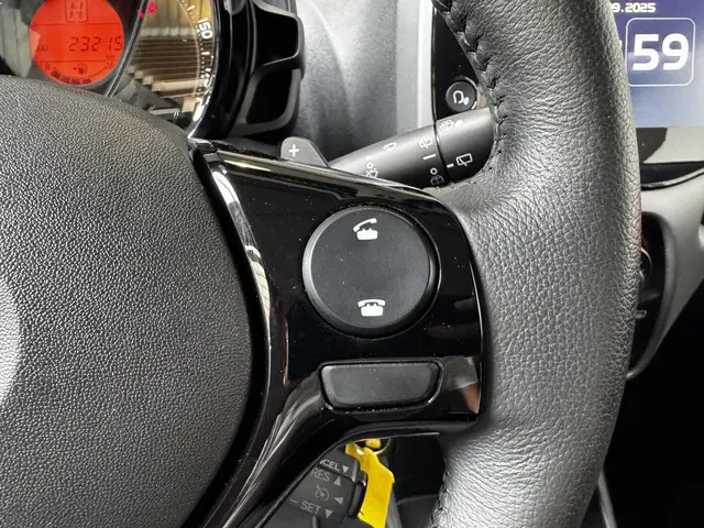 Toyota Aygo 1.0 VVT-i x-play automaat 2021 Benzine 27