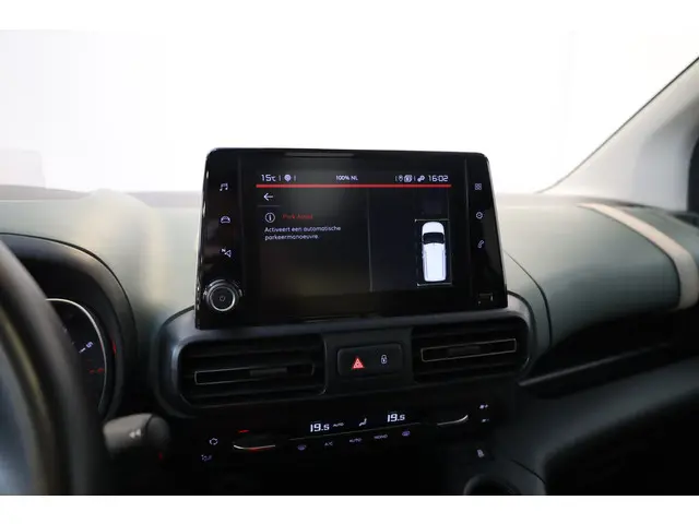 Citroën Berlingo PT 110 Shine XTR 2019 Benzine 22