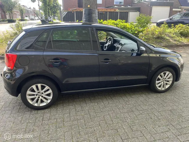 Volkswagen Polo 1.2 TSI BlueMotion Highline 2013 Benzine 5