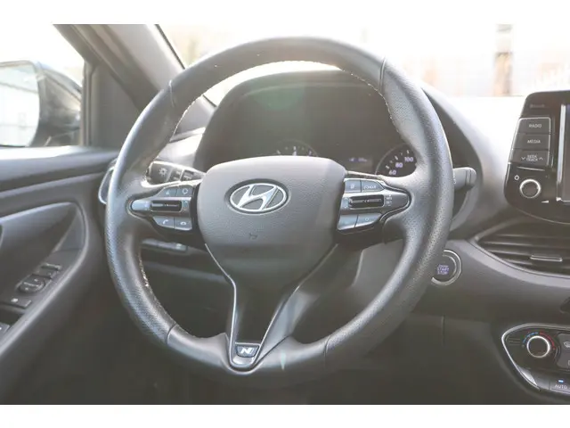 Hyundai i30 1.0 T-GDI Premium N-Line 2019 Benzine 4