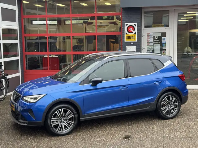 SEAT Arona 1.0 TSI FR Business Connect 2023 Benzine 2
