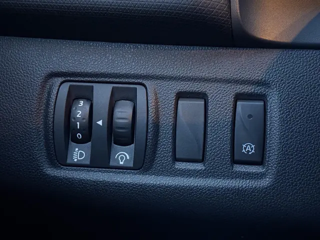 Renault Clio 0.9 TCe Zen 2016 Benzine 24