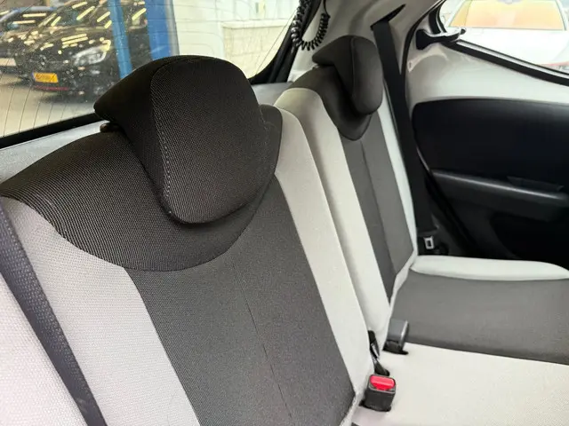 Toyota Aygo 1.0 VVT-i x-wave|Camera 2017 Benzine 24