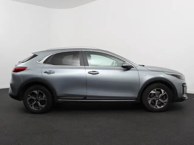 Kia XCeed 1.0 T-GDi 120pk ComfortLine 2023 Benzine 8