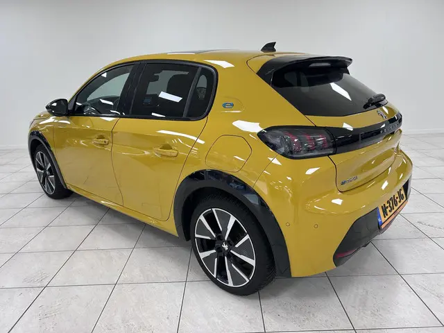 Peugeot e-208 EV GT Pack 50 kWh 2021 Elektrisch 6