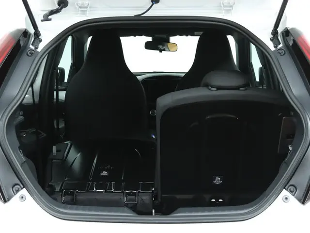 Toyota Aygo X 1.0 VVT-i MT Play 2025 Benzine 27