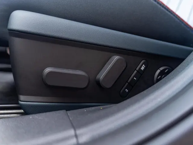 MINI Aceman SE 2025 Elektrisch 33