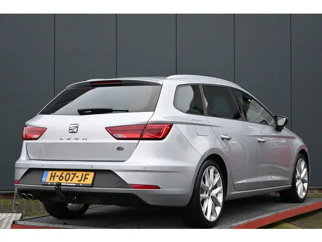 SEAT Leon ST 1.5 TSI FR Ultimate Edition 2020 Benzine 3