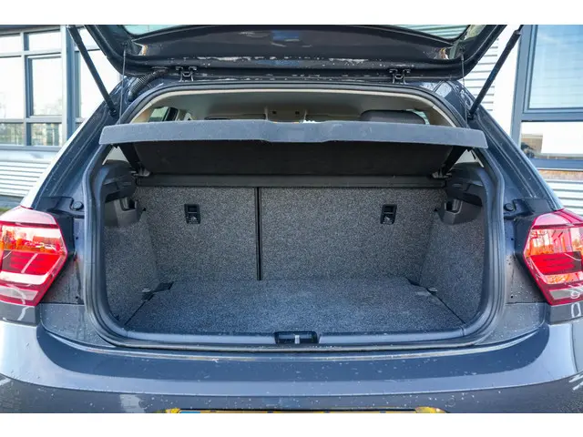 Volkswagen Polo 1.0 TSI Highline 2019 Benzine 24