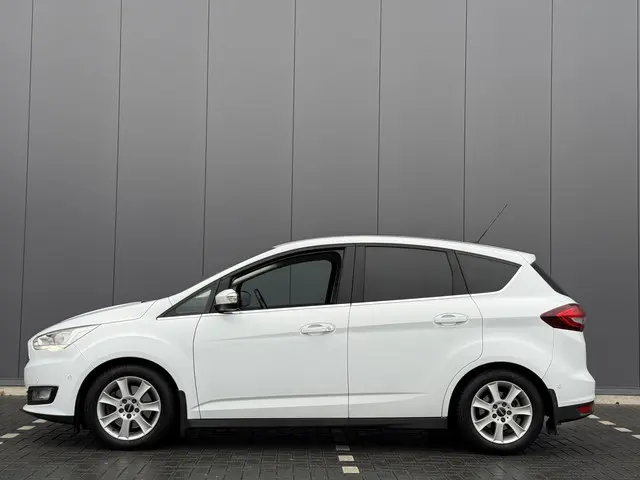Ford C-MAX 1.5 Titanium 2015 Benzine 7