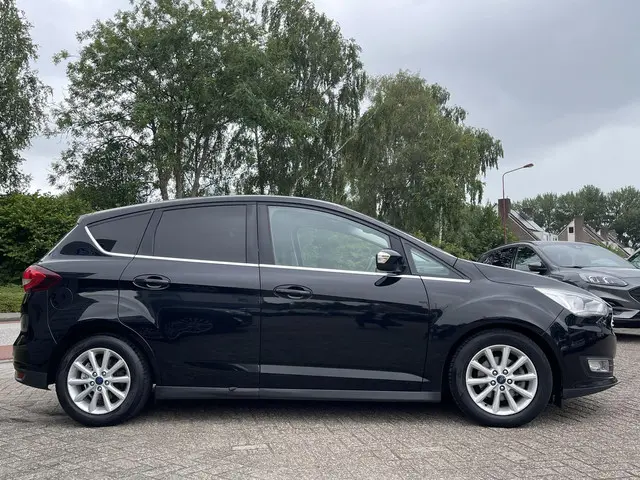 Ford C-MAX 1.0 Ecoboost Titanium 125pk 2015 Benzine 2
