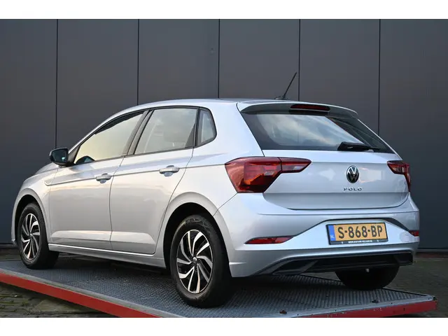 Volkswagen Polo 1.0 TSI Life 2023 Benzine 6