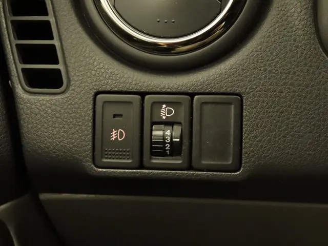 Suzuki SX4 1.6 Executive 2013 Benzine 18