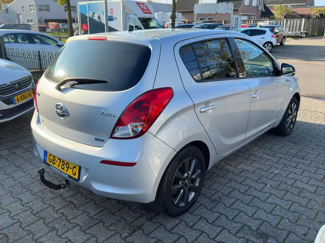 Hyundai i20 1.2 HP i-Motion 2016 Benzine 4