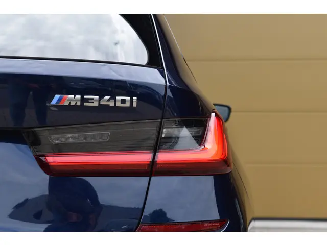 BMW 3 Serie Touring M340i xDrive 2021 Benzine 9