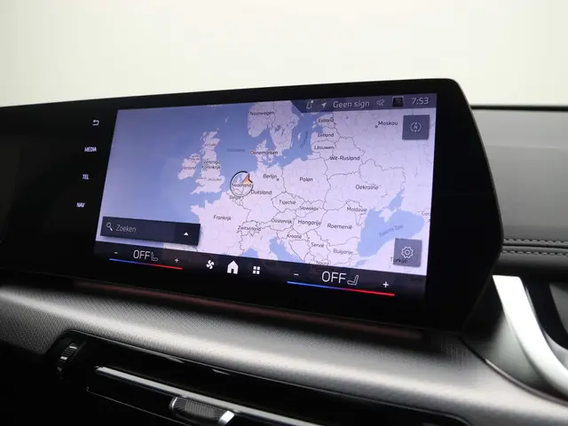 BMW iX1 xDrive30 67 kWh 2025 Elektrisch 24