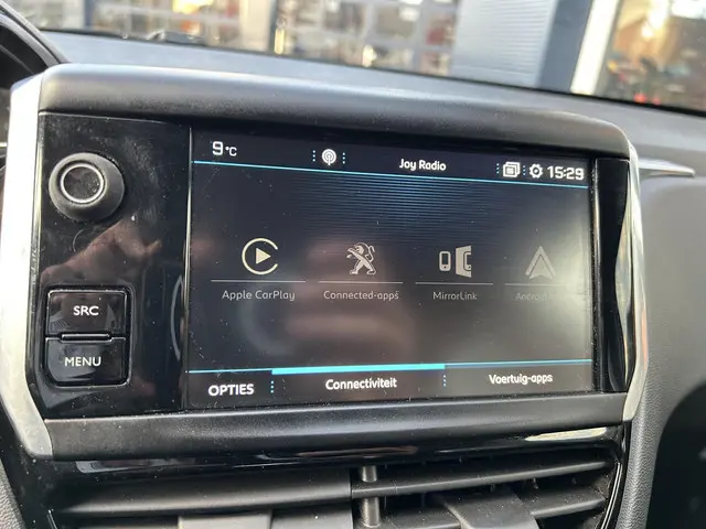 Peugeot 208 1.2 Airco en parkeerhulp 2018 Benzine 16