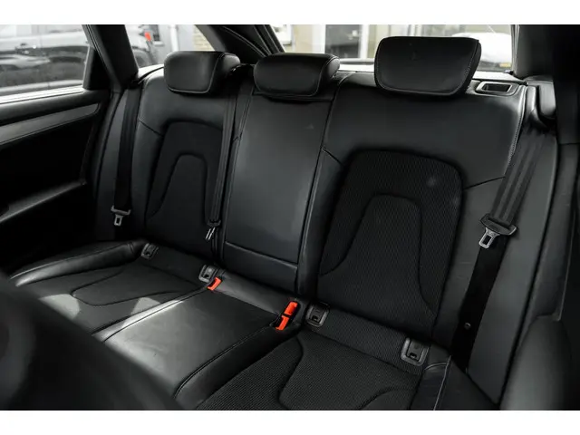 Audi A4 Avant 1.8 TFSI Pro Line S 2014 Benzine 32
