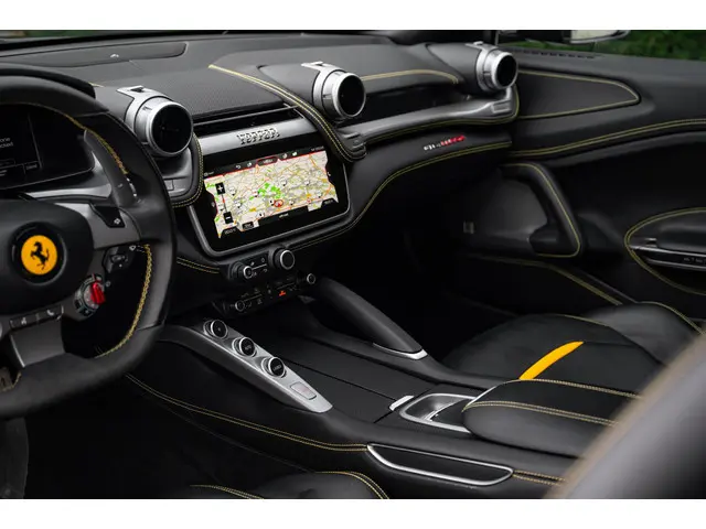 Ferrari GTC4Lusso 6.3 V12 2016 Benzine 23