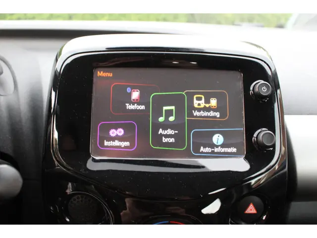 Peugeot 108 1.0 e-VTi Allure Camera, NAP 2017 Benzine 14