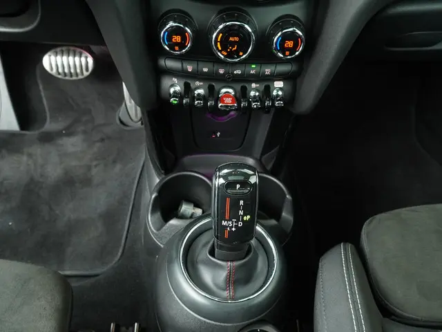 MINI Cooper S Knightsbridge Edition 2019 Benzine 22