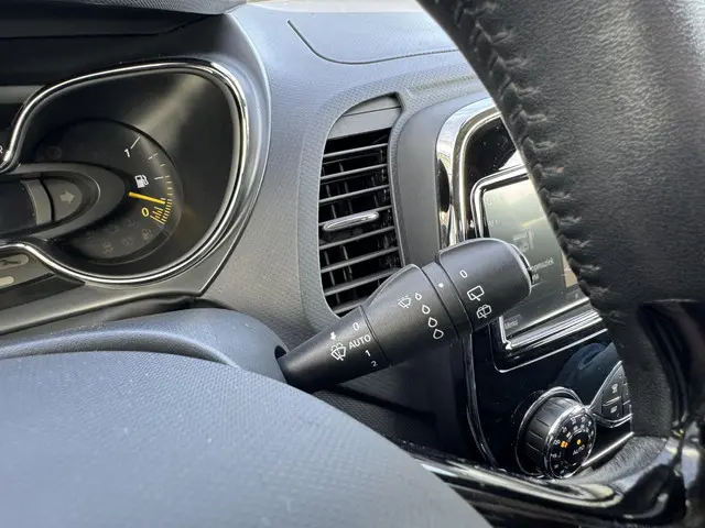 Renault Captur 0.9 TCe Dynamique 2014 Benzine 30