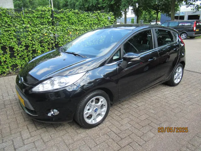 Ford Fiesta 1.25 Titanium 2012 Benzine 14
