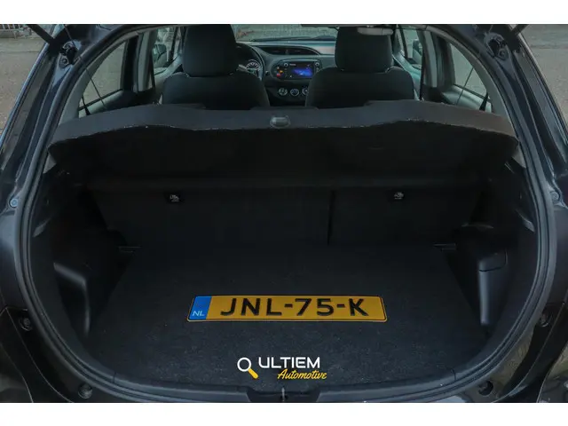 Toyota Yaris 1.0 VVT-i Aspiration 2018 Benzine 9