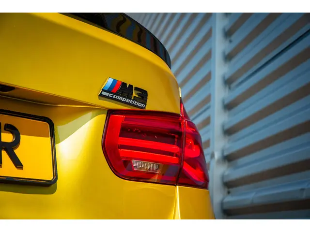 BMW M3 3 Serie Competition 2017 Benzine 37