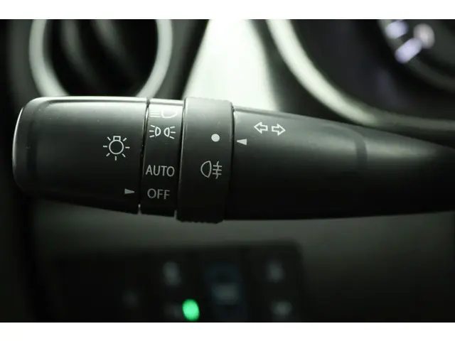 Suzuki Vitara 1.5 Hybrid Style 2022 Hybride Benzine 32