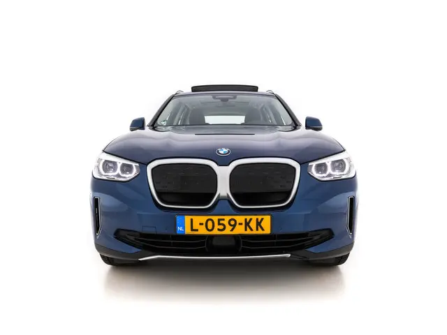 BMW iX3 Executive 80 kWh [ 3-Fase ] 2021 Elektrisch 2