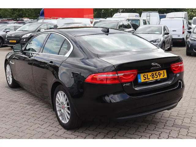 Jaguar XE 2.0 D R-Sport 2018 Diesel 10