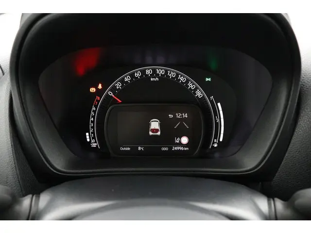 Toyota Aygo X 1.0 VVT-i MT Play 2024 Benzine 6