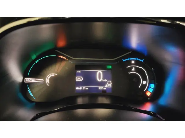 Dacia Spring Essential 27 kWh 2023 Elektrisch 4