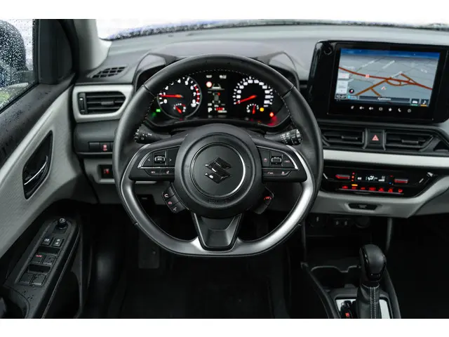 Suzuki Swift Smart Hybrid 1.2 Select 2025 Benzine 4