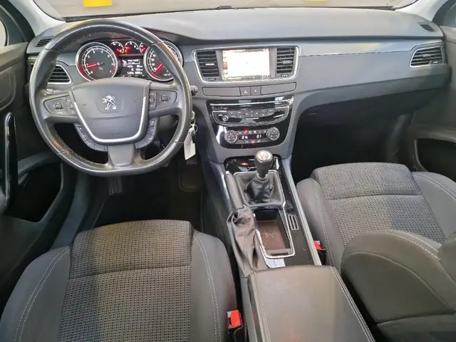 Peugeot 508 SW 1.6 e-THP Première 2016 Benzine 6