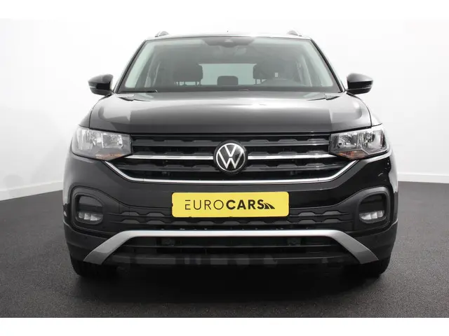 Volkswagen T-Cross 2