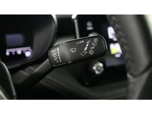 Škoda Fabia 1.0 TSI 115pk Selection DSG 2024 Benzine 20