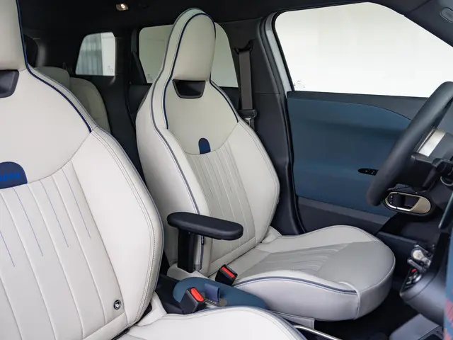 MINI Aceman E 2025 Elektrisch 10