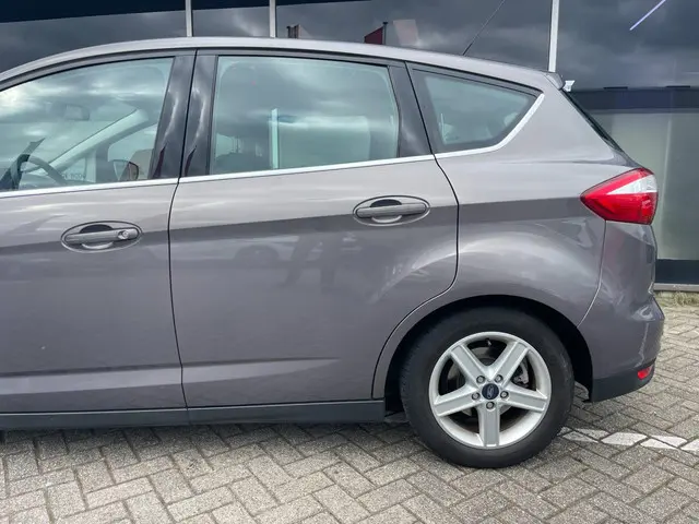 Ford C-MAX 1.0 Edition Plus / camera / trekhaak 2014 Benzine 27