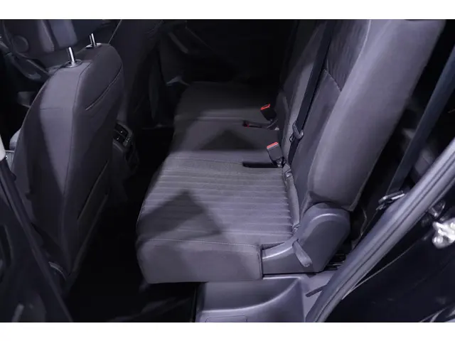 Volkswagen Tiguan Allspace 1.5 TSI Life 7p. 2023 Benzine 34