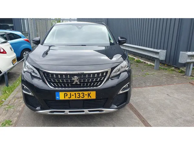 Peugeot 3008 1.2 PureTech Allure 2017 Benzine 3