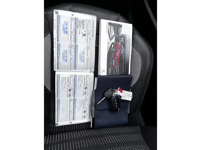 Peugeot 2008 1.2 PureTech Allure 2017 Benzine 22