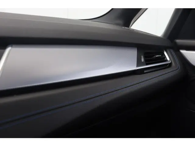 BMW 2 Serie Active Tourer 218i Executive 2019 Benzine 28