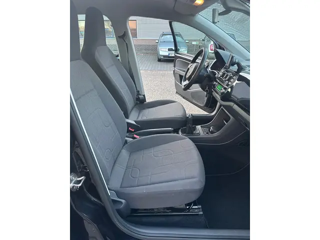 Volkswagen up! 1.0 move up! BlueMotion 2014 Benzine 18