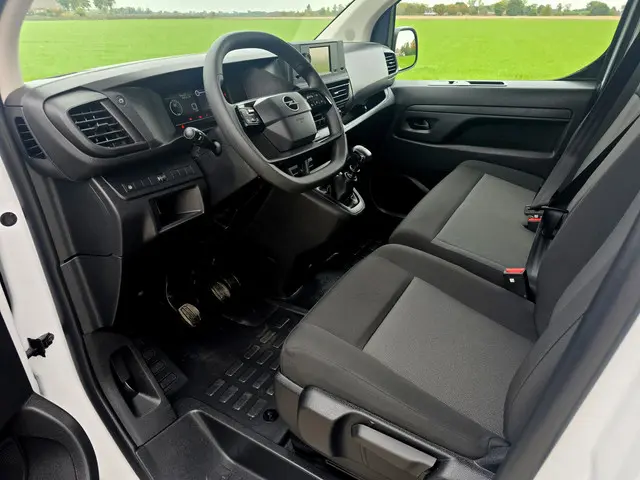 Opel Vivaro 1.5 Diesel L2 H1 2024 Diesel 22