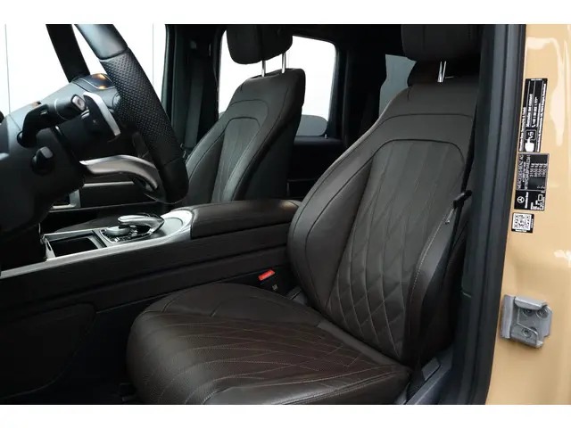 Mercedes-Benz G-Klasse 500 2023 Benzine 10