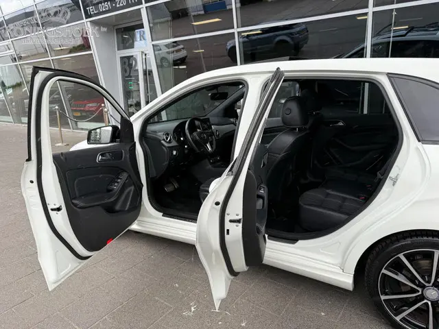 Mercedes-Benz B-Klasse 250 Ambition 2013 Benzine 9