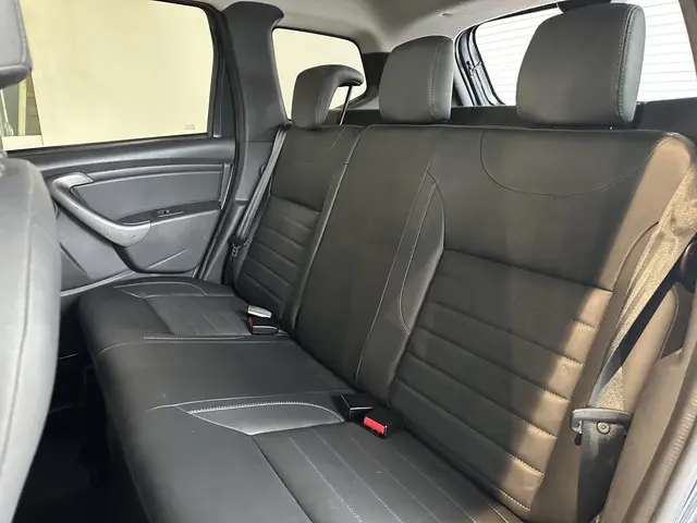 Dacia Duster 1.2 TCe 4x2 Blackshadow 2017 Benzine 8